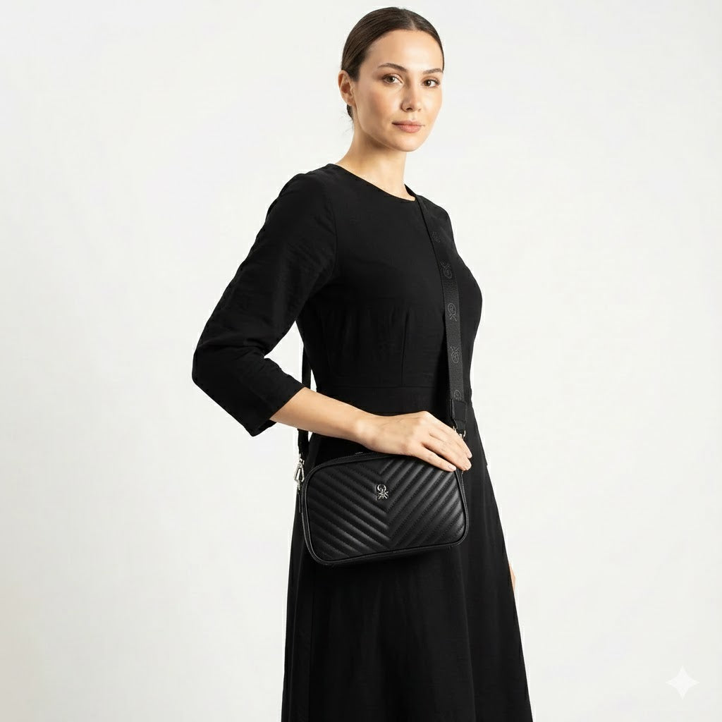 V Nakışlı Çift Bölmeli Kadın Omuz ve Crossbody Çanta