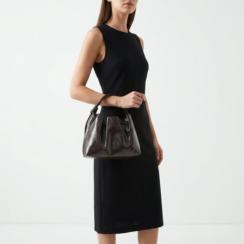 Büzgü Detaylı Yumuşak Dokulu Kadın Omuz ve El Çantası