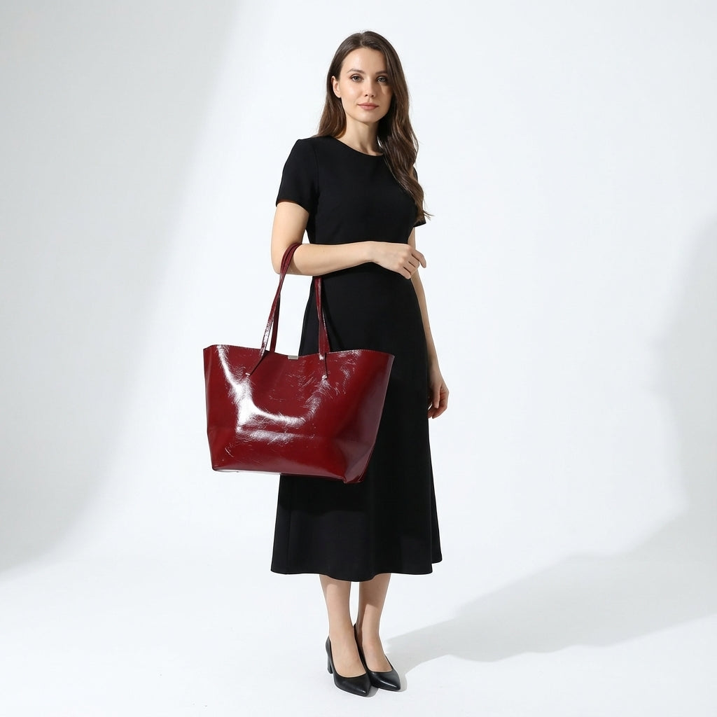 Parlak Dokulu Geniş Kadın Omuz Çantası